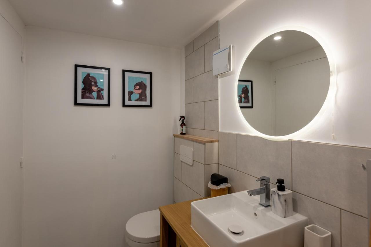 Appartement Au 9Eme Art à La Rochefoucauld Extérieur photo