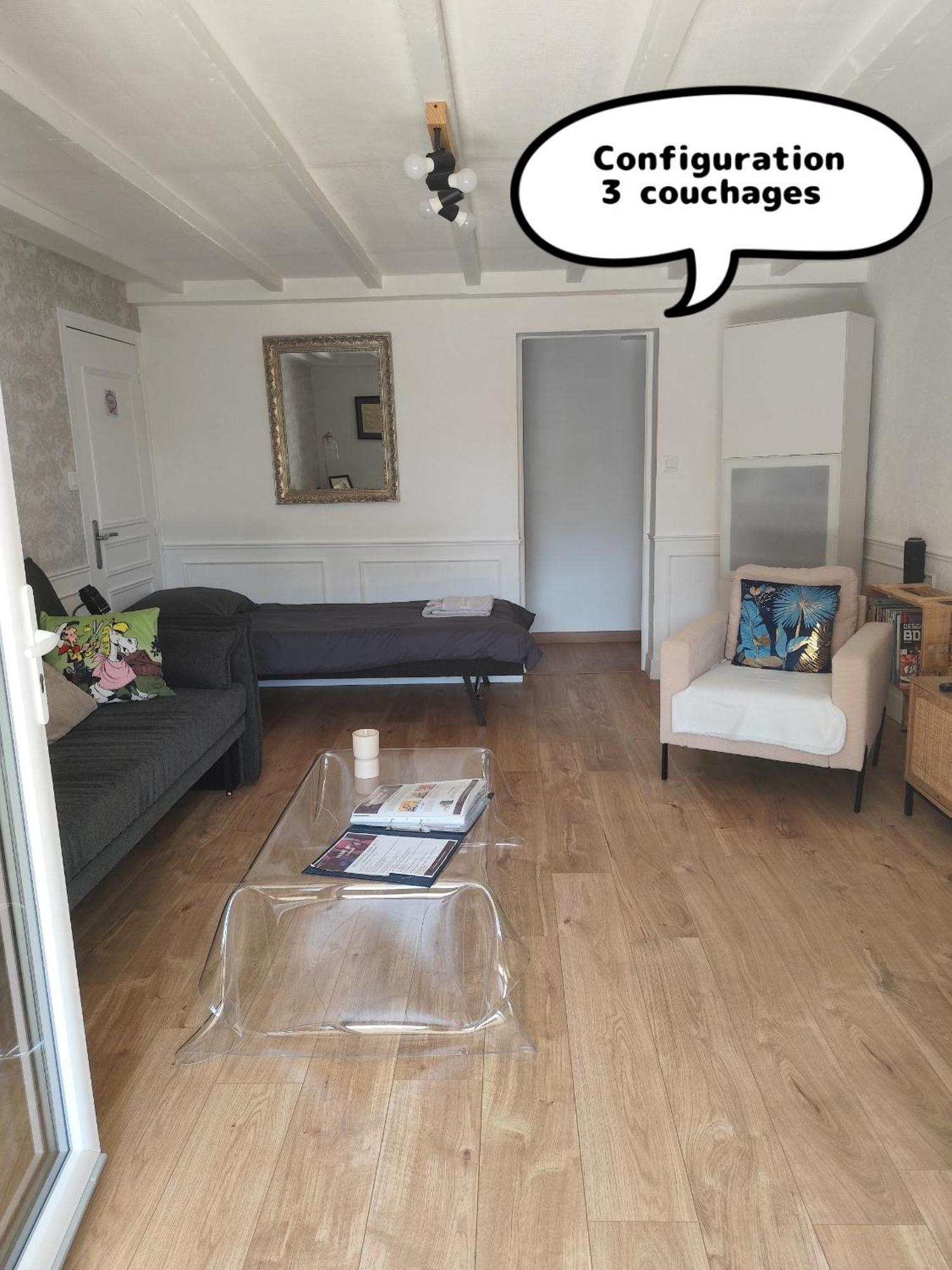Appartement Au 9Eme Art à La Rochefoucauld Extérieur photo